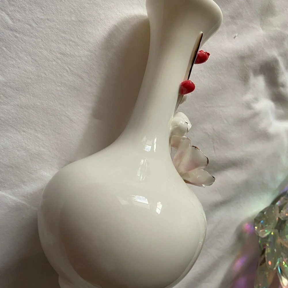 🌷NWT Delicate,Simple Beautiful,Small Bud Vase,Great 4 Flowers,Gift,Collectible🌸 - Picture 10 of 16